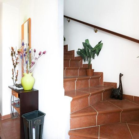 3 Bedroom Awesome Home In La Algaba Exterior photo