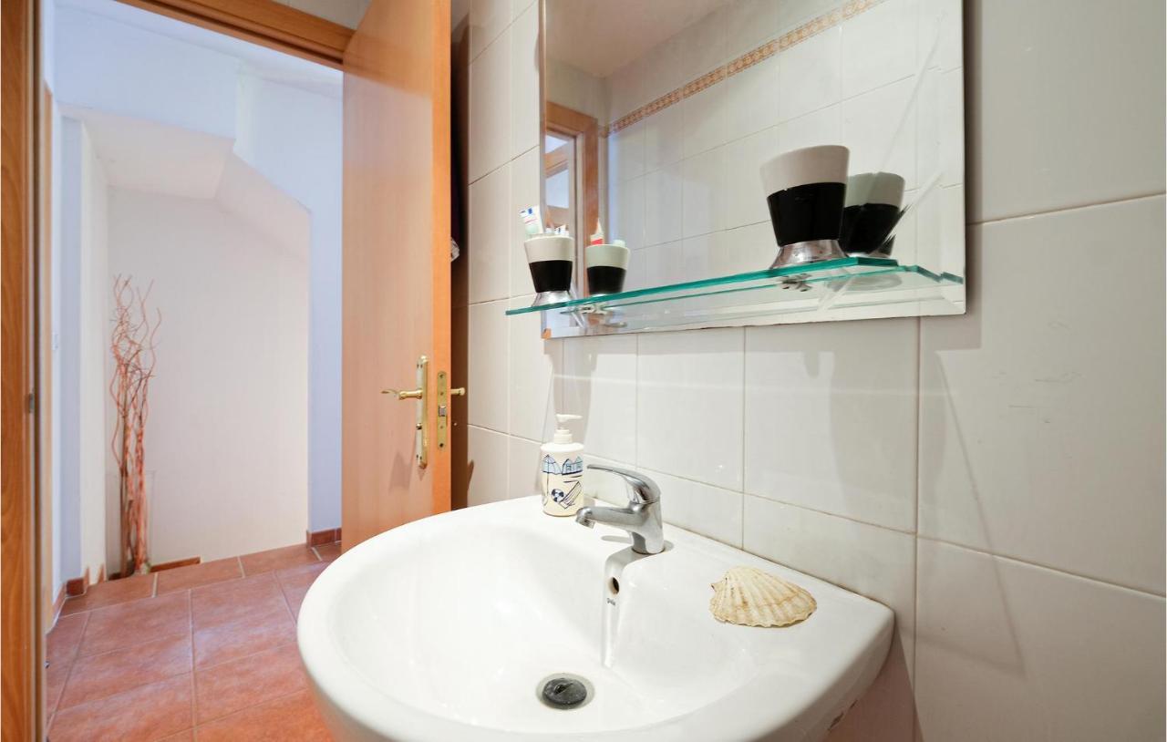 3 Bedroom Awesome Home In La Algaba Exterior photo